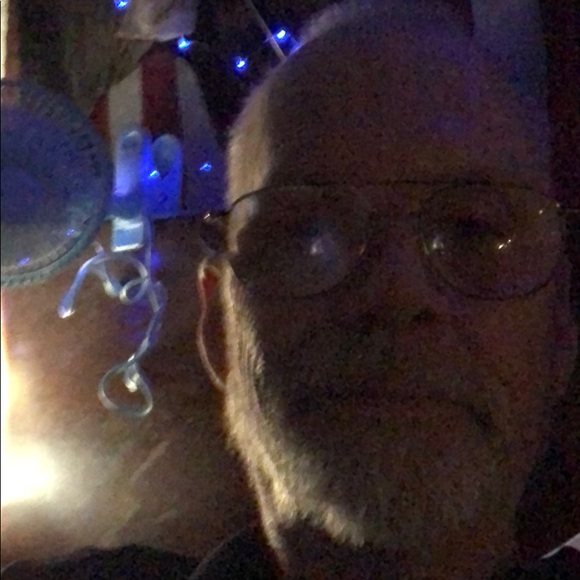 Meet your Posher, Kevin - Picture 1 of 1